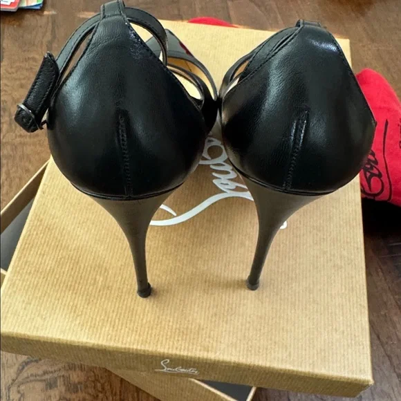 Christian Louboutin Crissos 100 Patent & Nappa Shiny Leather Pump Size 41.5 - Picture 11 of 14